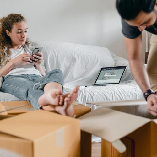 Pasos para solicitar el cambio de titular de internet y móvil en la casa a la que te vas a mudar